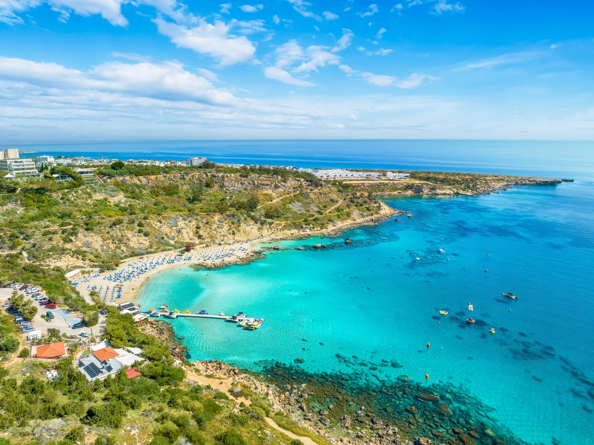  A beautiful bay surrounded by nature, known for its calm water and peaceful atmosphere.