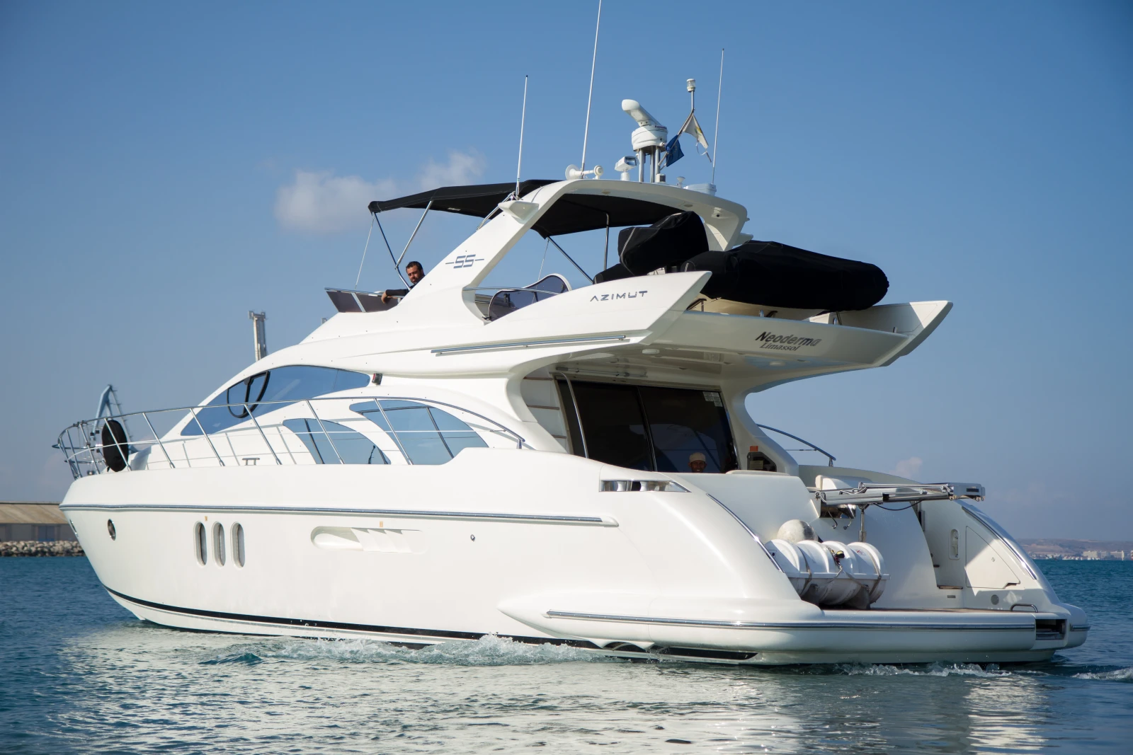 Azimut 55